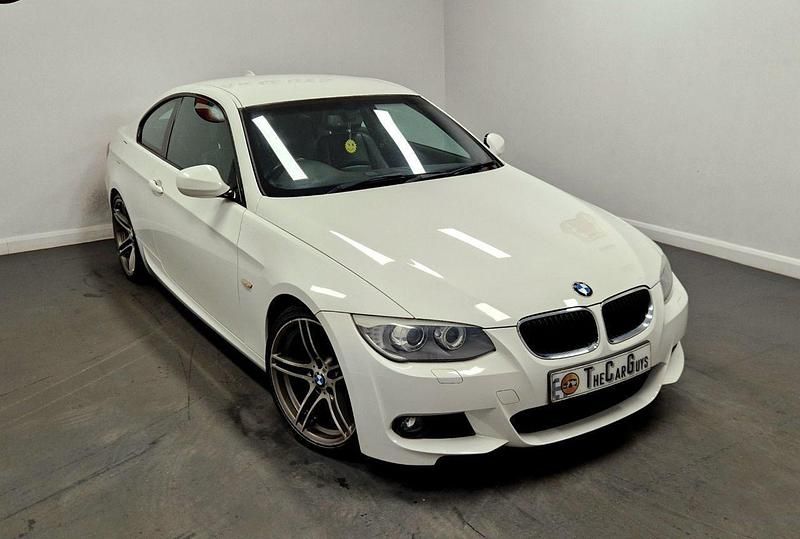 Used BMW 320 M Sport 2011 White Coupe