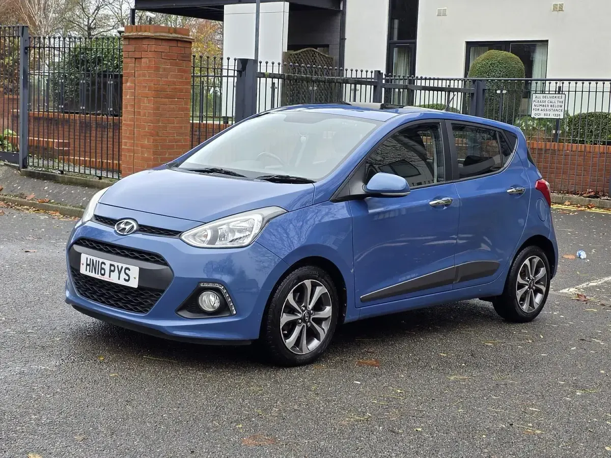 Käytetty Hyundai i10 Premium SE 2016 Sininen Viistoperä
