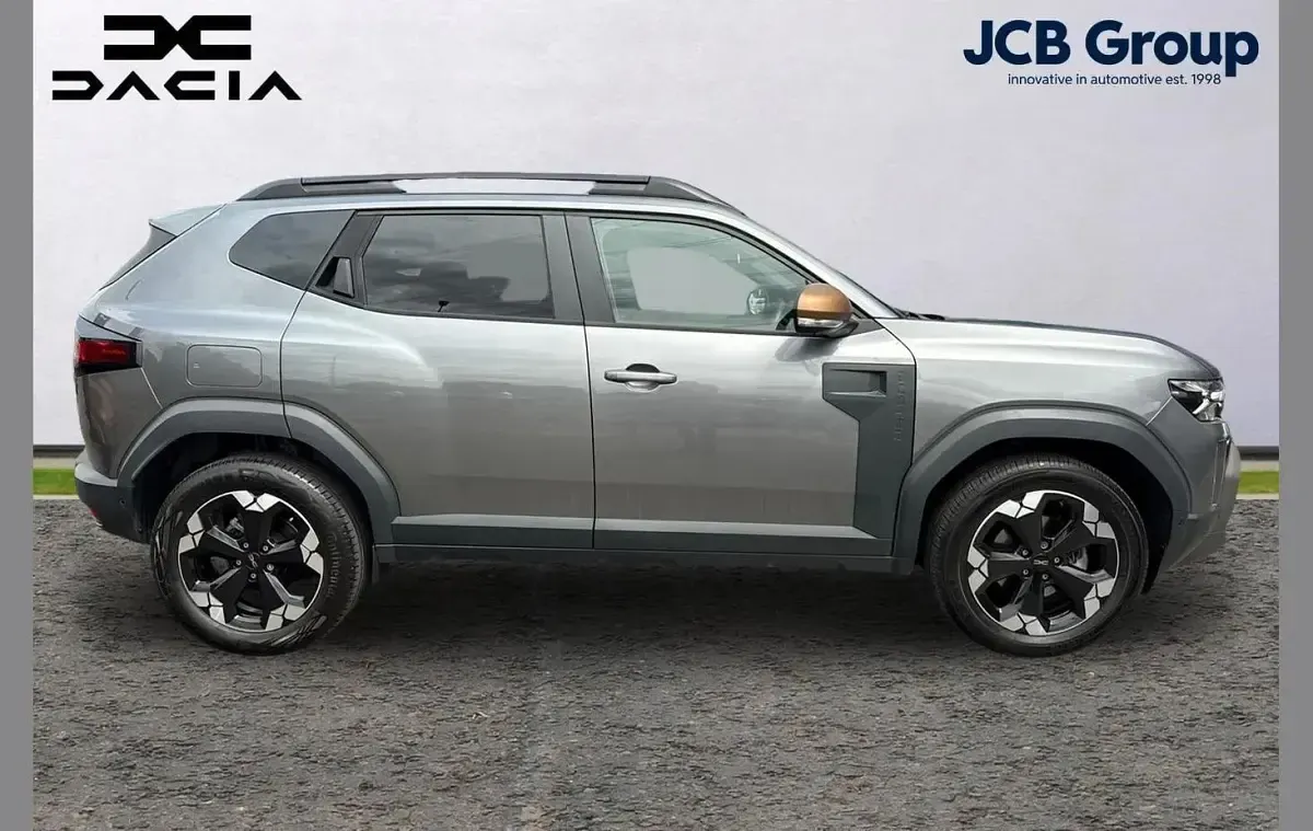 Used Dacia Duster Extreme 139 HP (102 kW) 2025 Grey SUV