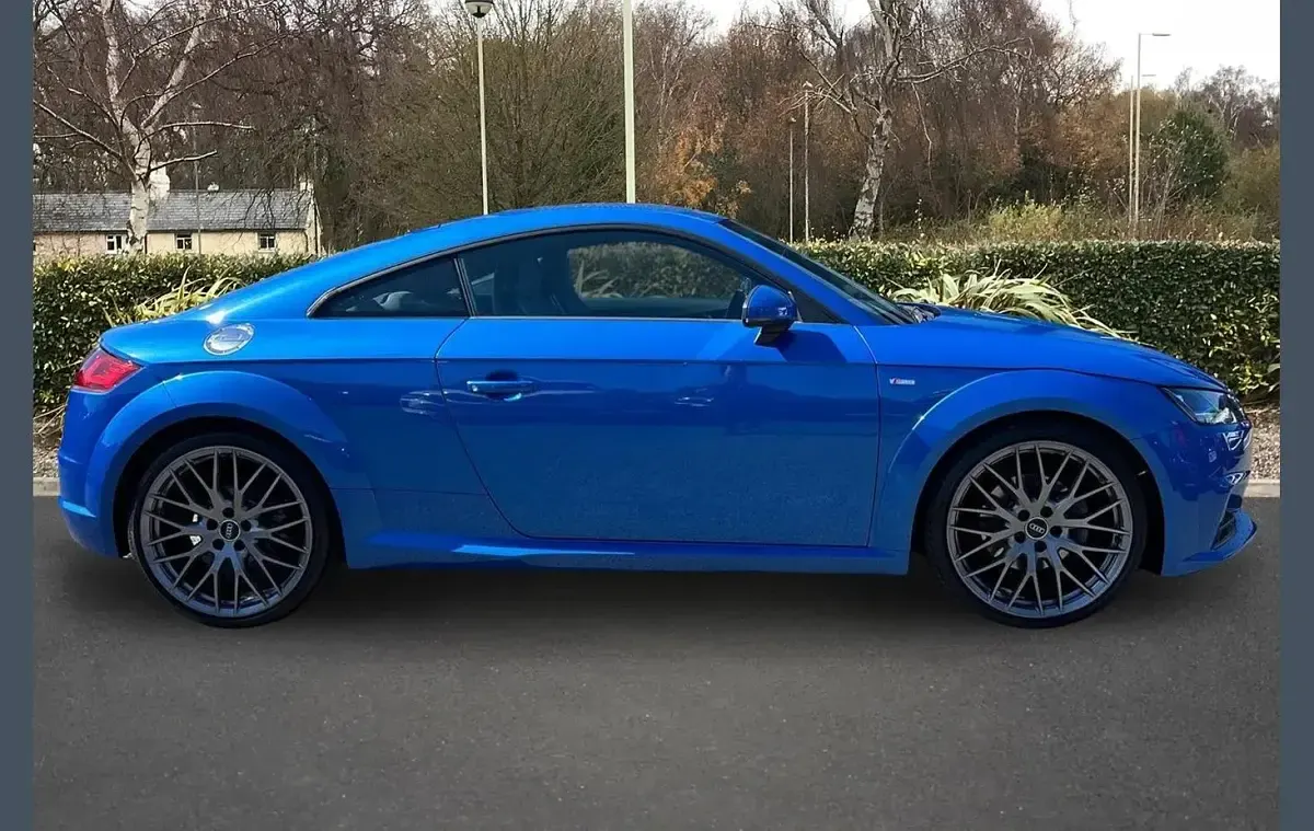 Begagnad Audi TT S-Line 184 HK (135 kW) 2016 Blå Sportkupé