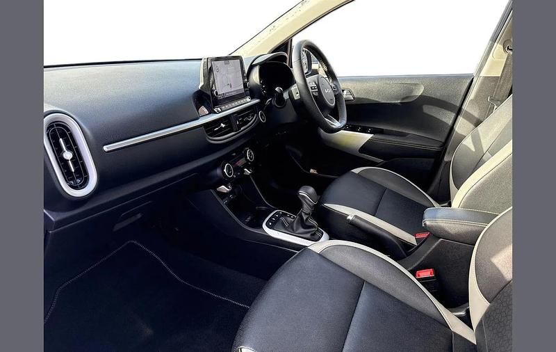 Used Kia Picanto X-Line 65 HP (47 kW) 2024 Grey Hatchback