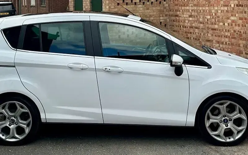 Used Ford B-MAX Titanium X 125 HP (91 kW) 2016 MPV