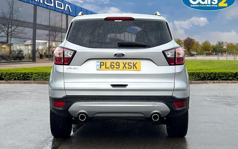 Used Ford Kuga Titanium 120 HP (88 kW) 2018 Silver SUV