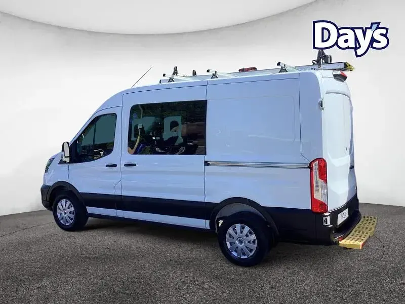 Used Ford Transit 130 HP (95 kW) 2020 White Estate