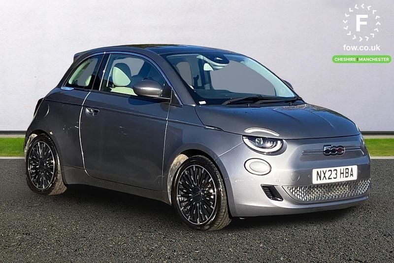 Grey Used 2023 Fiat 500e La Prima Hatchback | £16,299 (Fair price) - Image 1/4