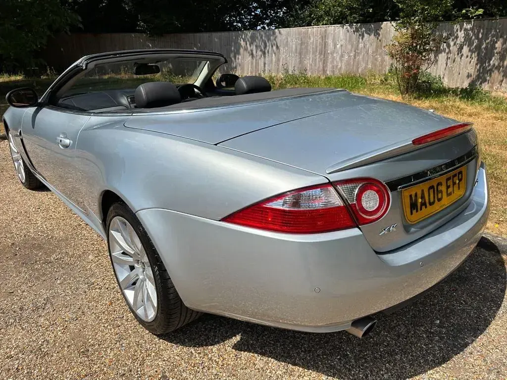 Used Jaguar XK 300 HP (220 kW) 2006 Silver Cabriolet