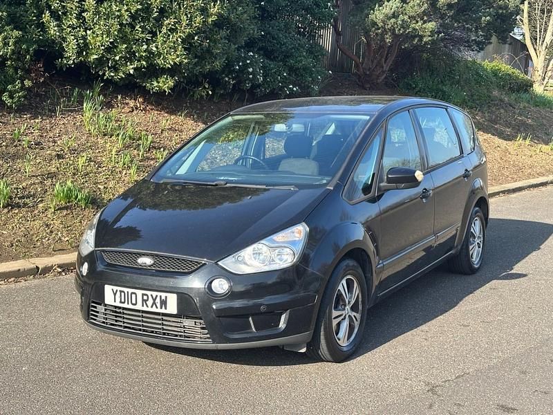 Used Ford S-MAX Zetec 2010 Black MPV