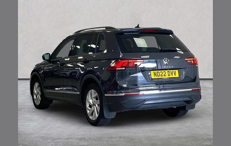 Used VW Tiguan Life 150 HP (110 kW) 2022 Grey SUV