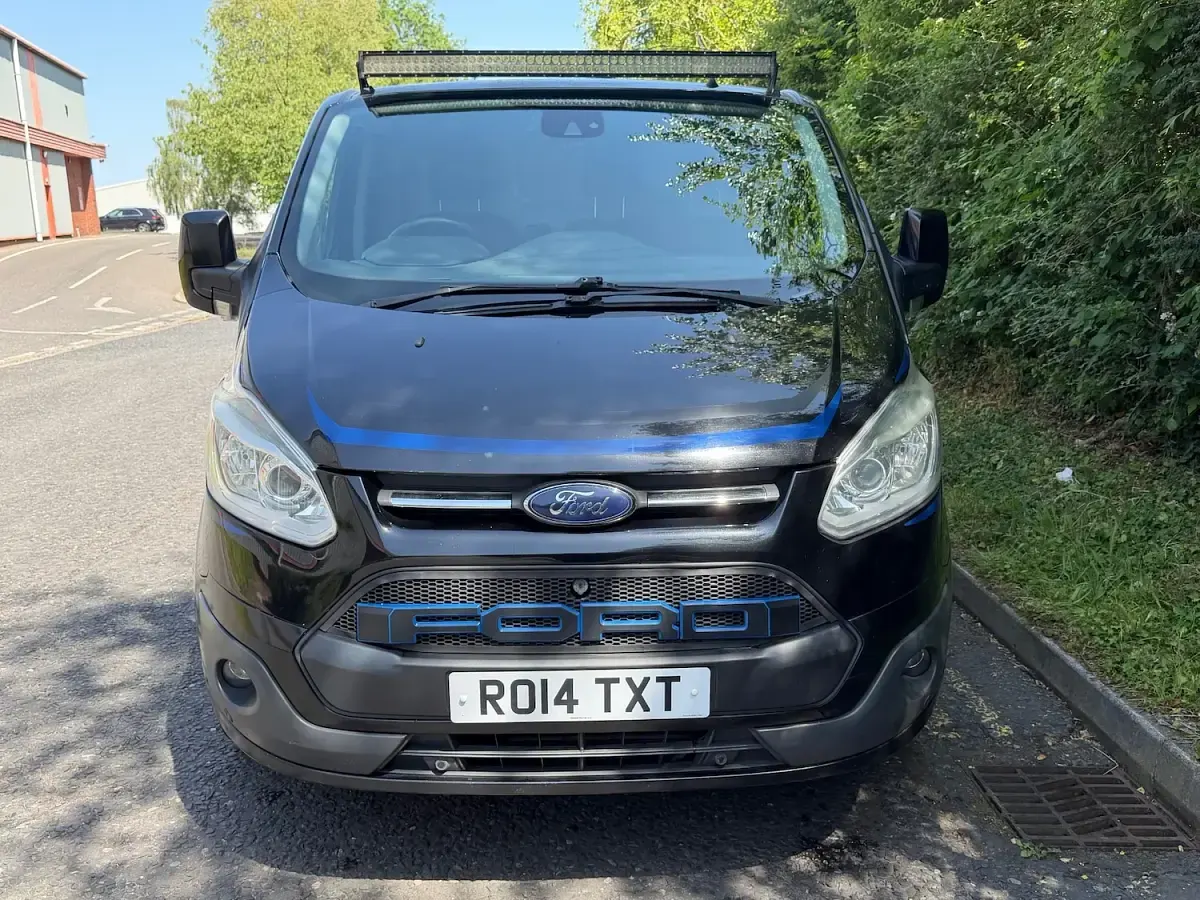 Used Ford Transit Custom Limited 125 HP (91 kW) 2014 Black Van