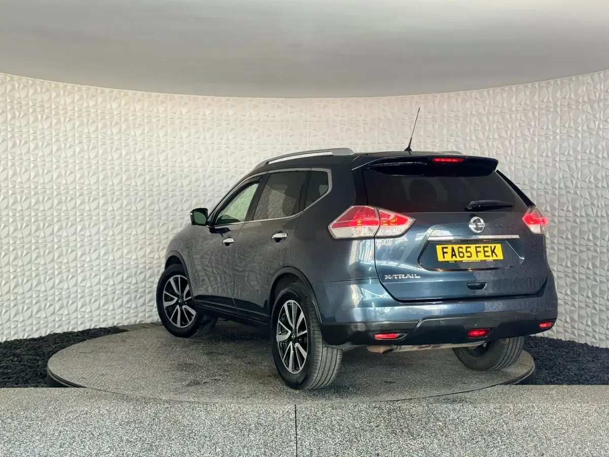 Used Nissan X-Trail N-TEC 130 HP (95 kW) 2016 Blue SUV
