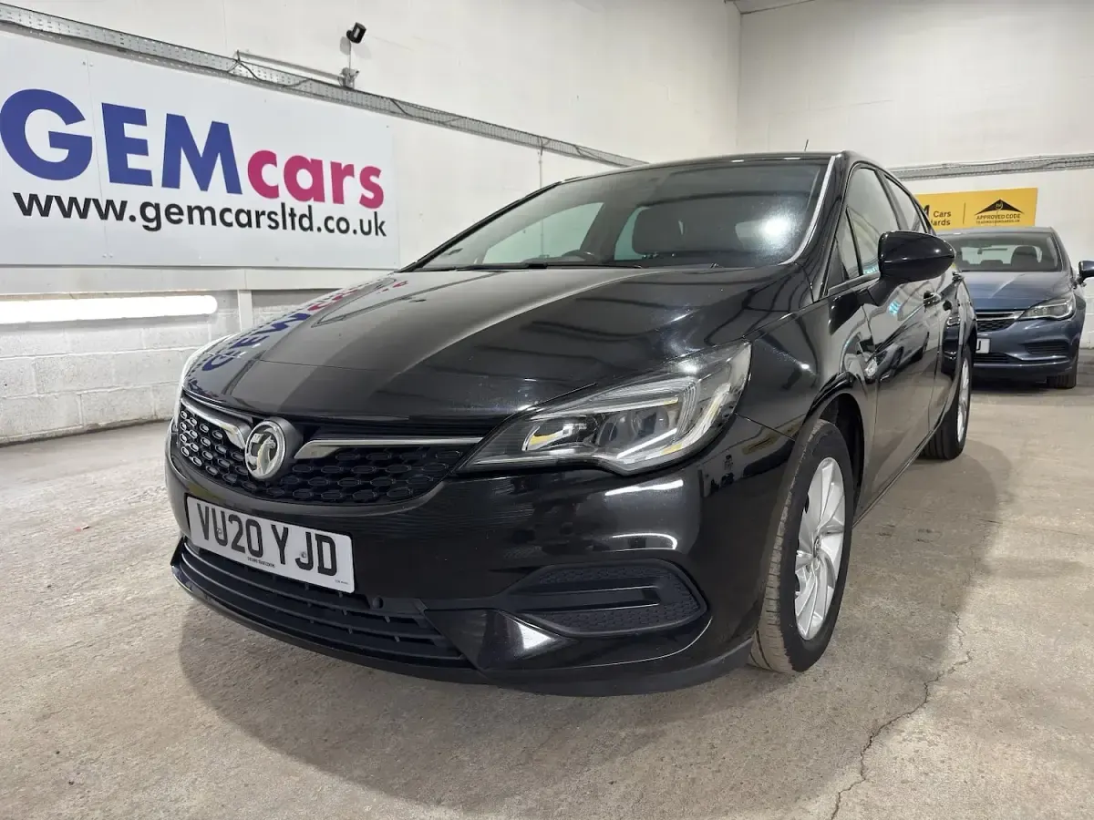 Used Vauxhall Astra Business Edition 110 HP (80 kW) 2020 Hatchback