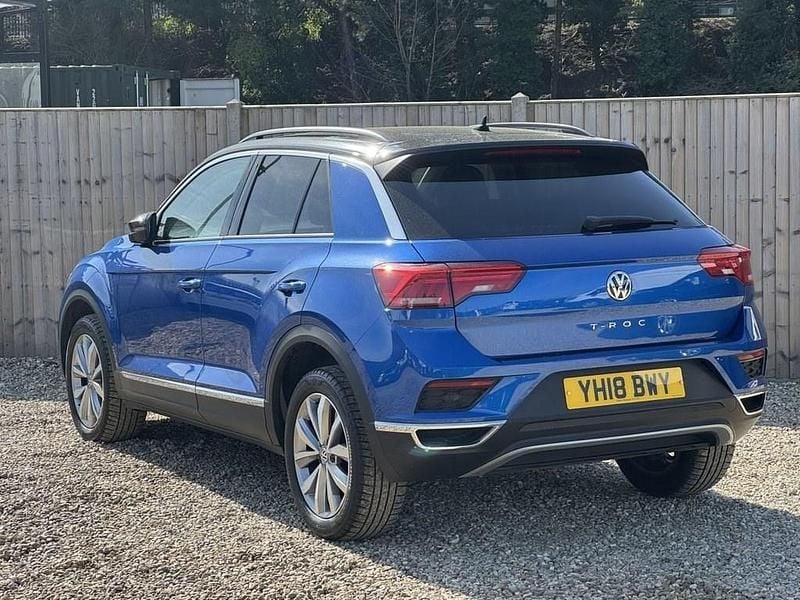 Usado VW T-Roc Design 150 HP (110 kW) 2018 Azul SUV