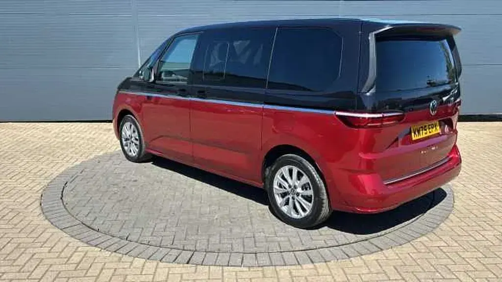 New VW Multivan Life 150 HP (110 kW) 2026 Black MPV