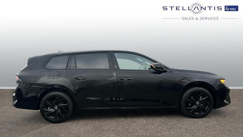 Used Vauxhall Astra S 128 HP (94 kW) 2024 Black Estate