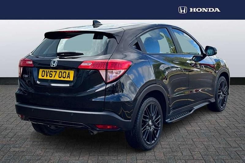Used Honda HR-V SE 128 HP (94 kW) 2017 Black SUV