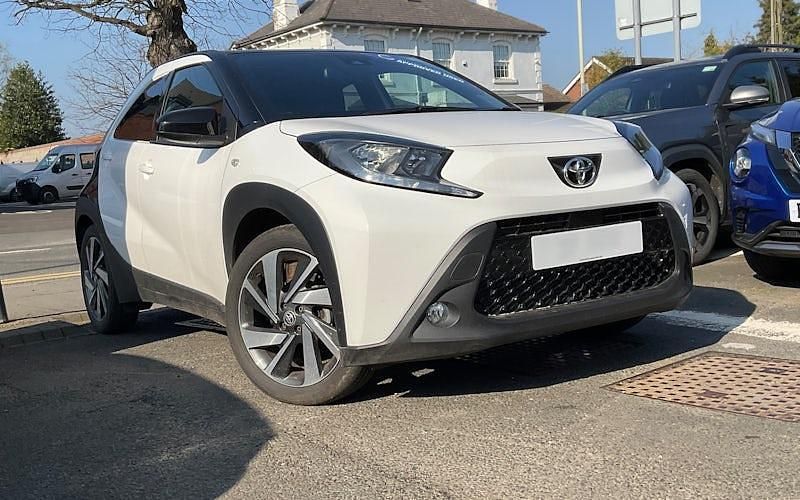 Used Toyota Aygo X 72 HP (52 kW) 2025 SUV