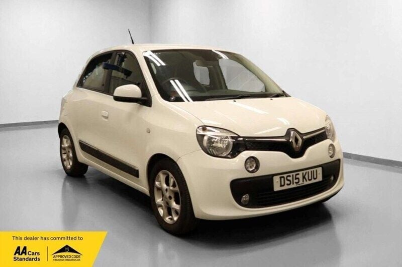 White Used 2015 Renault Twingo Dynamique Hatchback | £5,100 (Fair price) - Image 1/1