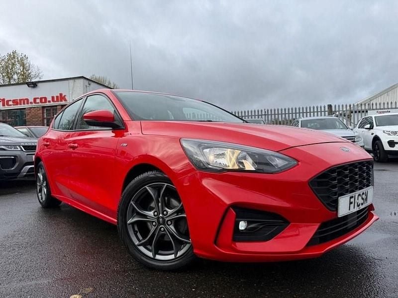 Used Ford Focus ST-Line 125 HP (91 kW) 2019 Red Hatchback