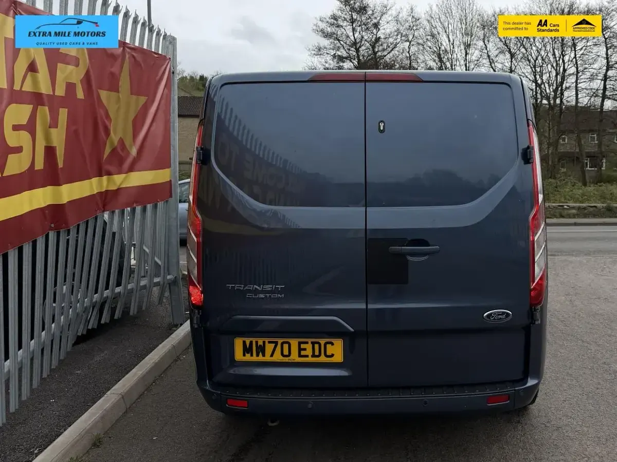 Used Ford Transit Custom Limited 130 HP (95 kW) 2020 Blue Van