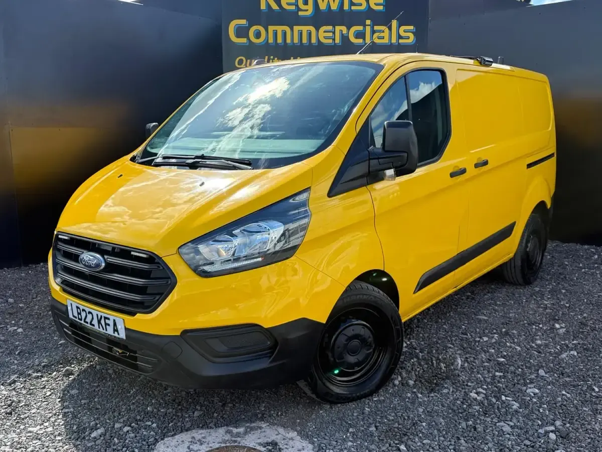 Used Ford Transit Custom S 130 HP (95 kW) 2022 Yellow Van