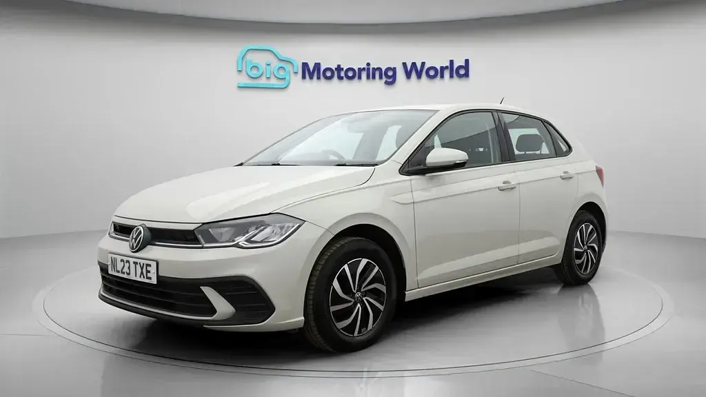 Begagnad VW Polo S 80 HK (58 kW) 2023 Grå Halvkombi