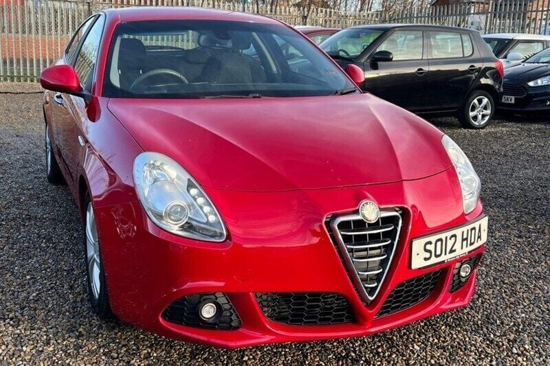 Red Used 2012 Alfa Romeo Giulietta Lusso Hatchback | £5,499 (A bit pricey) - Image 1/1