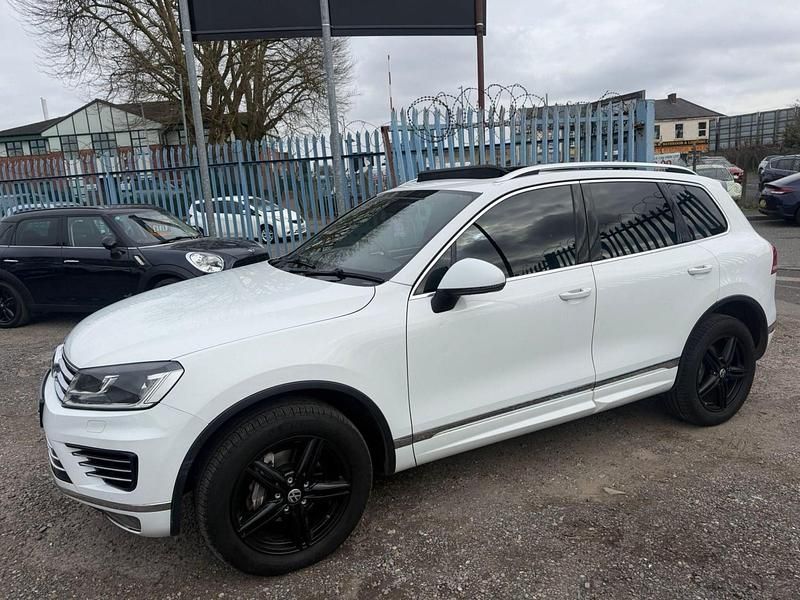 Used VW Touareg R-line Plus 2017 White SUV
