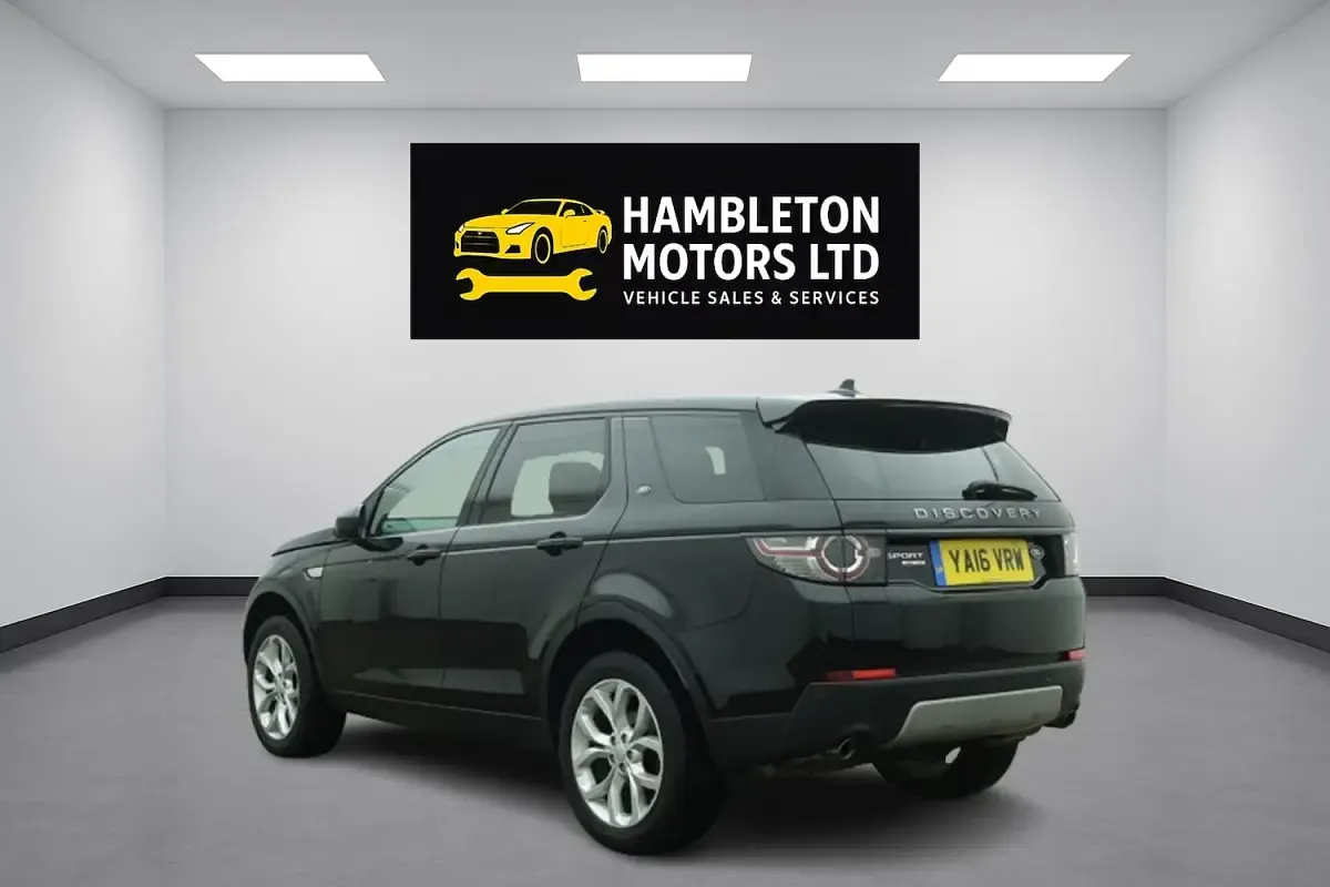 Used Land Rover Discovery Sport HSE 180 HP (132 kW) 2016 Black SUV