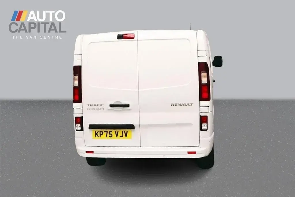 Used Renault Trafic 150 HP (110 kW) 2025 White