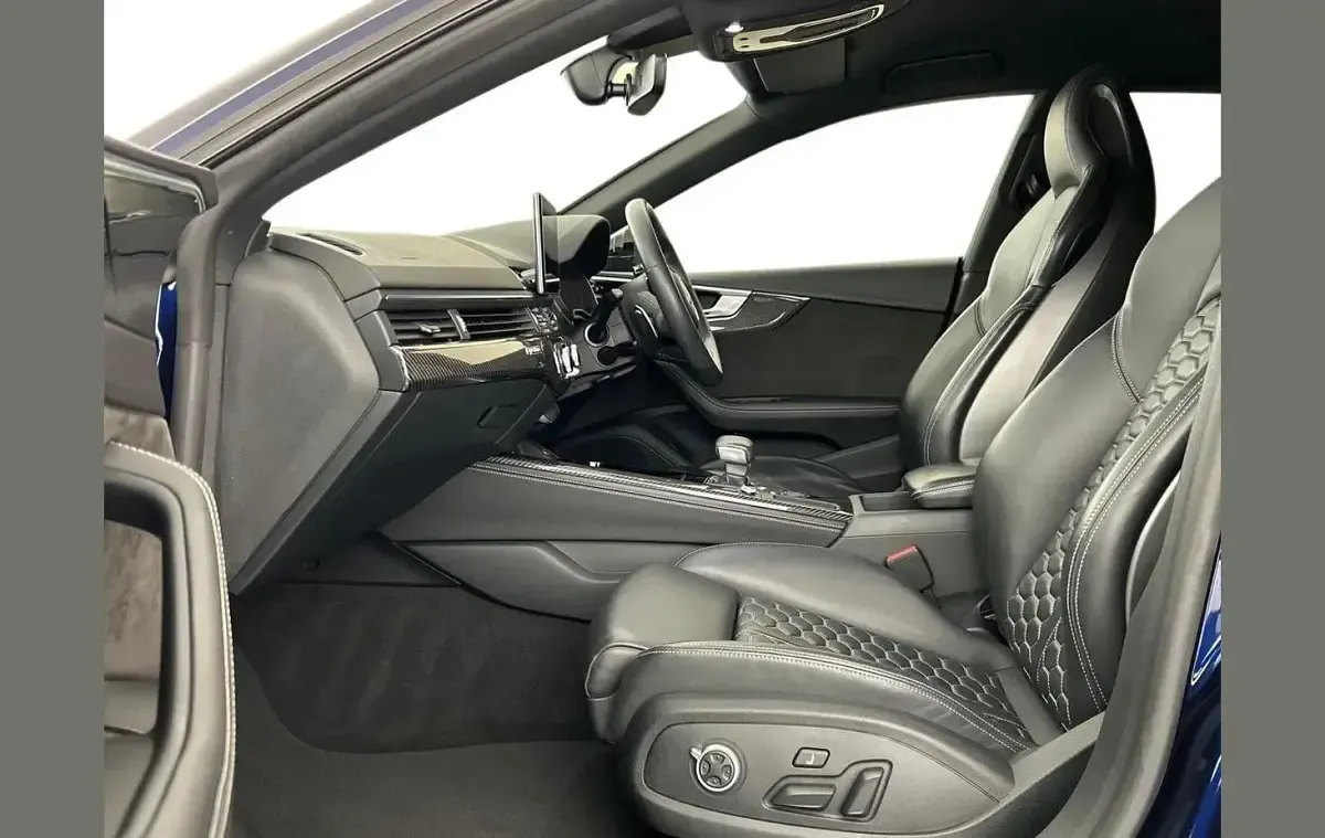 Usado Audi RS5 Design 450 CV (330 kW) 2021 Azul Coupe