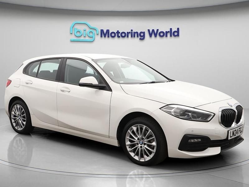 White Used 2024 BMW 118 Hatchback | £18,900 (Super price) - Image 1/4