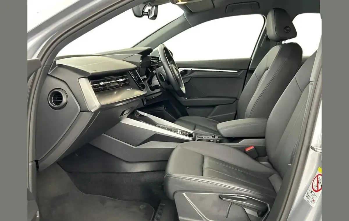 Used Audi A3 Sport 147 HP (108 kW) 2023 Silver Sedan