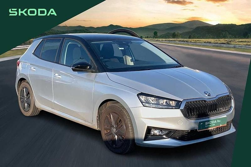 Used Skoda Fabia Colour Edition 85 HP (62 kW) 2024 Brilliant silver metallic black magic pearl effect Hatchback