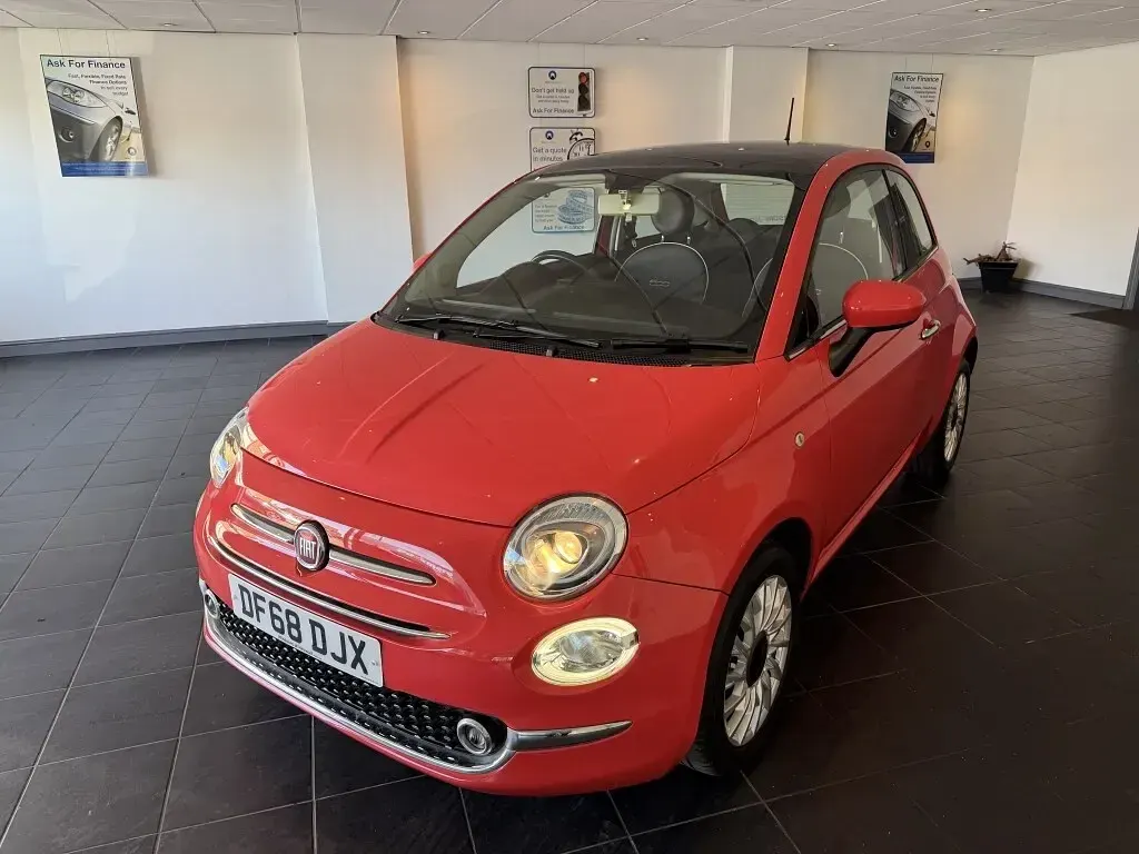 Used Fiat 500 Lounge 69 HP (50 kW) 2018 Pink Hatchback