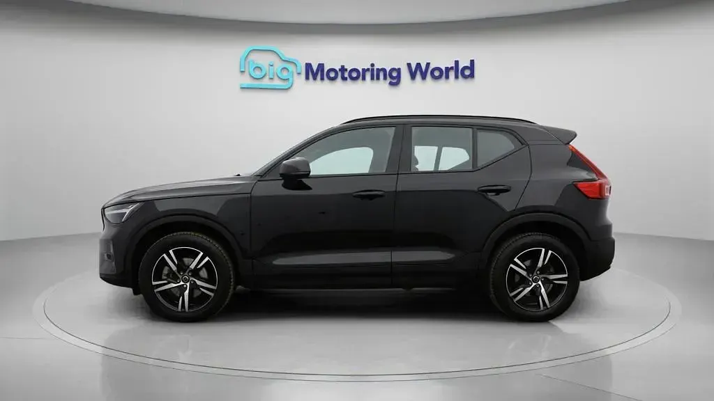 Used Volvo XC40 Plus 163 HP (119 kW) 2024 Black SUV