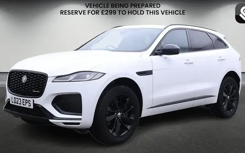 Used Jaguar F-Pace R-Dynamic 204 HP (150 kW) 2024 SUV