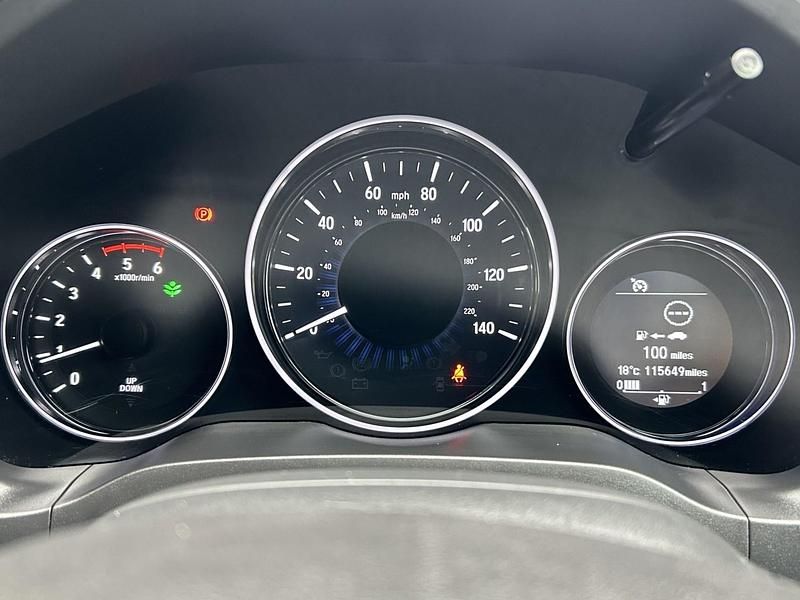 Used Honda HR-V EX 120 HP (88 kW) 2017 Grey SUV