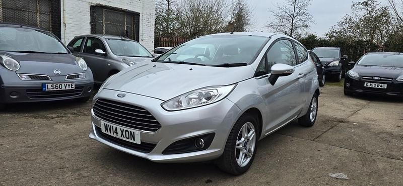 Silver Used 2014 Ford Fiesta Zetec Hatchback | £3,995 (Super price) - Image 1/4