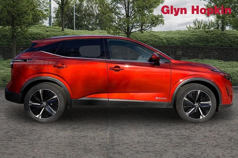 Used Nissan Qashqai Tekna 190 HP (139 kW) 2025 Red SUV