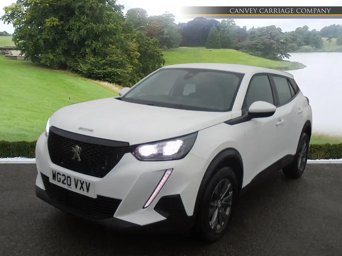 Used Peugeot 2008 Active 97 HP (71 kW) 2020 White SUV