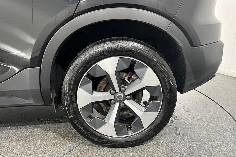 Used Volvo XC40 Ultimate 194 HP (142 kW) 2024 Black SUV