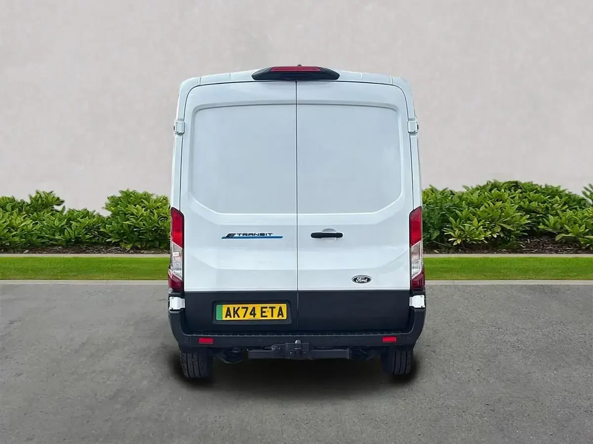 Used Ford E-Transit Trend 197 kW (269 HP) 2024 White Van