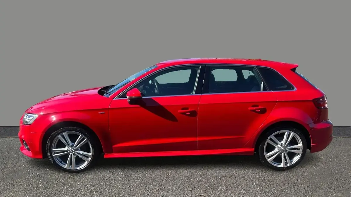 Used Audi A3 S-Line 150 HP (110 kW) 2018 Red Sedan