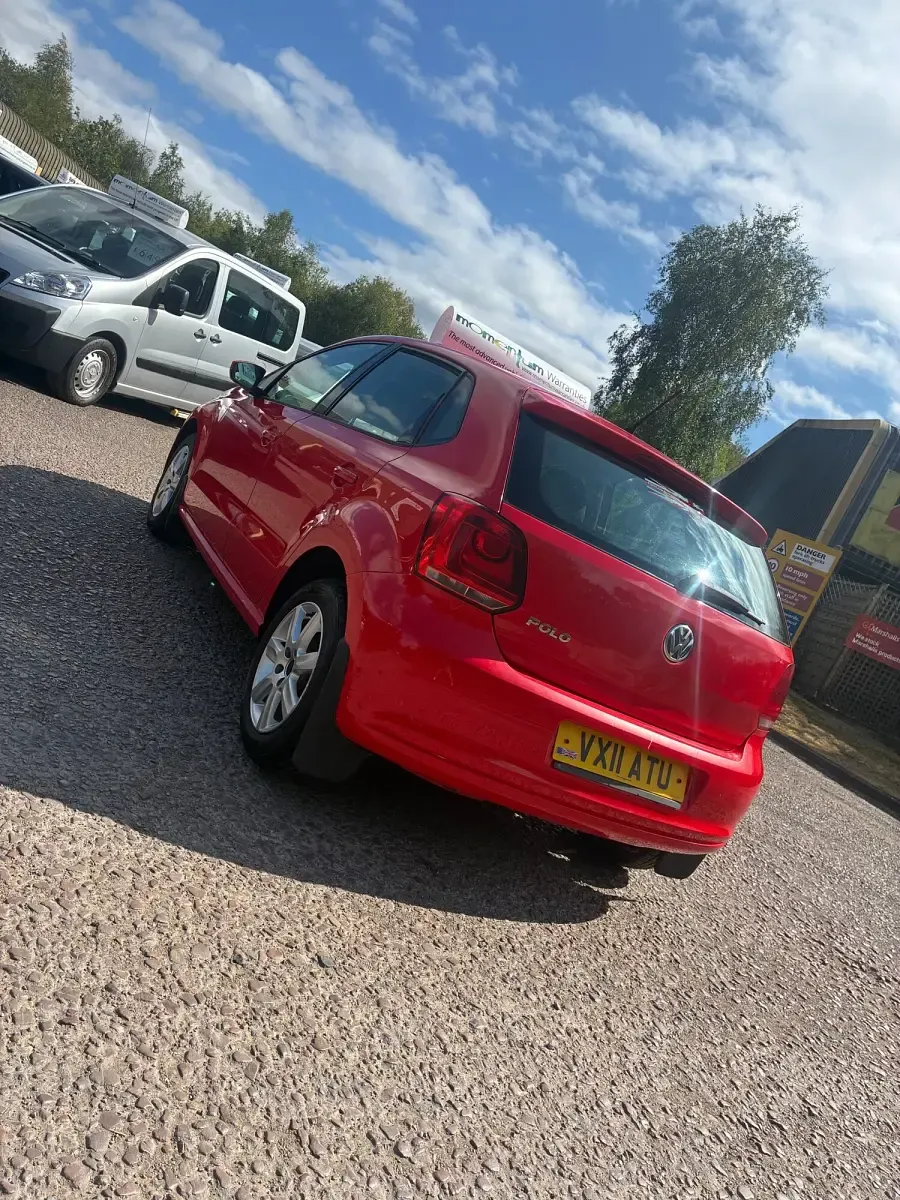 Used VW Polo SE 2011 Red Hatchback