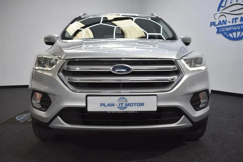 Second-hand Ford Kuga Titanium 150 CP (110 kW) 2017 Argintiu SUV
