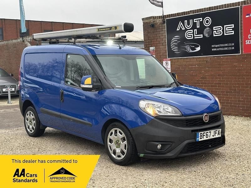 Blue Used 2017 Fiat Doblò MPV | £3,990 (Fair price) - Image 1/3
