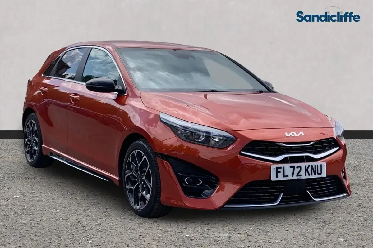 Usado Kia Ceed GT-Line 158 HP (116 kW) 2024 Citadino
