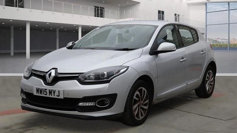 Used Renault Mégane III Dynamique 2015 Silver Hatchback