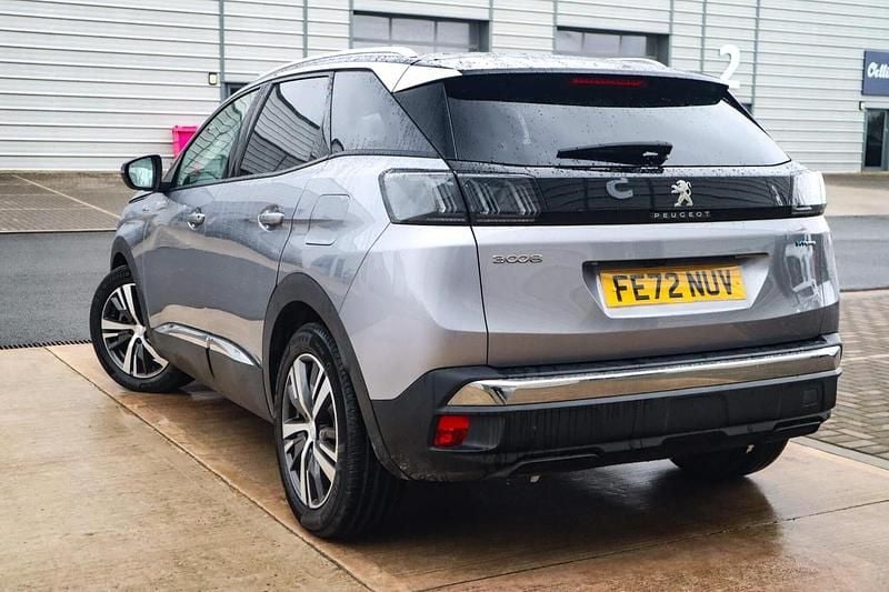 Used Peugeot 3008 Allure+ 222 HP (163 kW) 2022 Grey SUV
