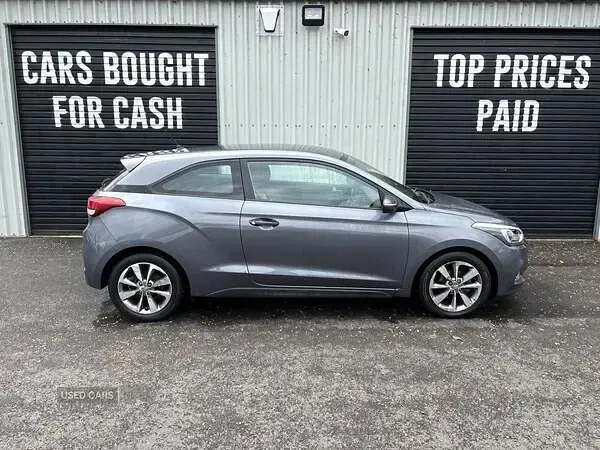 Used Hyundai i20 SE 84 HP (61 kW) 2016 Grey Coupe